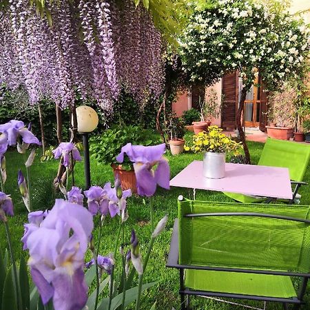 Al Giardino Di Alice Bed and Breakfast Perugia Exteriör bild