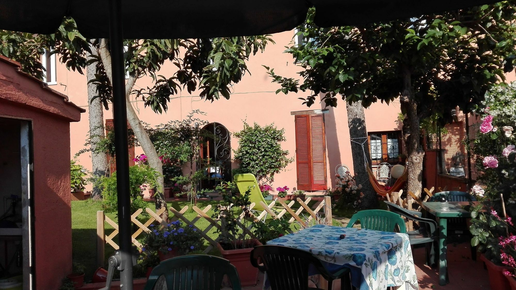 Al Giardino Di Alice Bed and Breakfast Perugia Exteriör bild