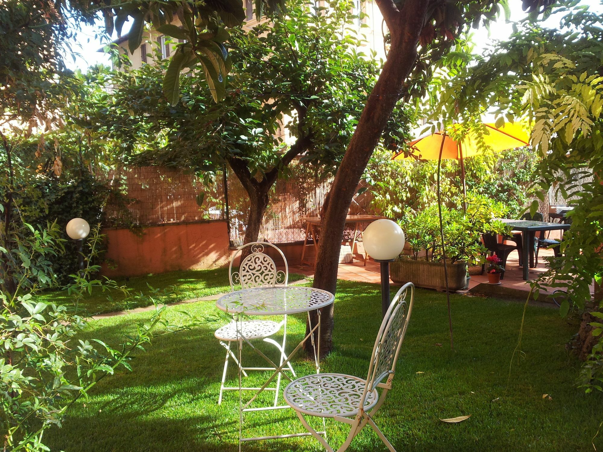 Al Giardino Di Alice Bed and Breakfast Perugia Exteriör bild