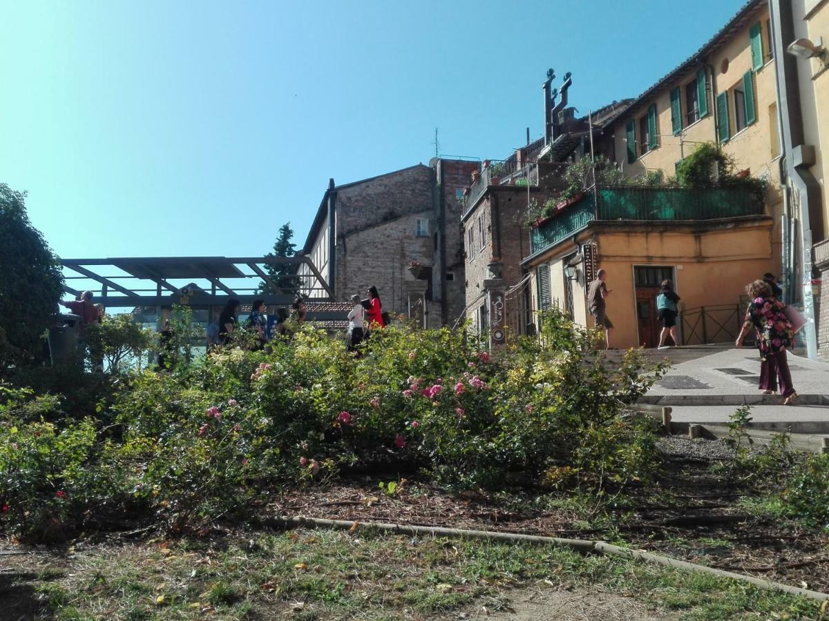 Al Giardino Di Alice Bed and Breakfast Perugia Exteriör bild